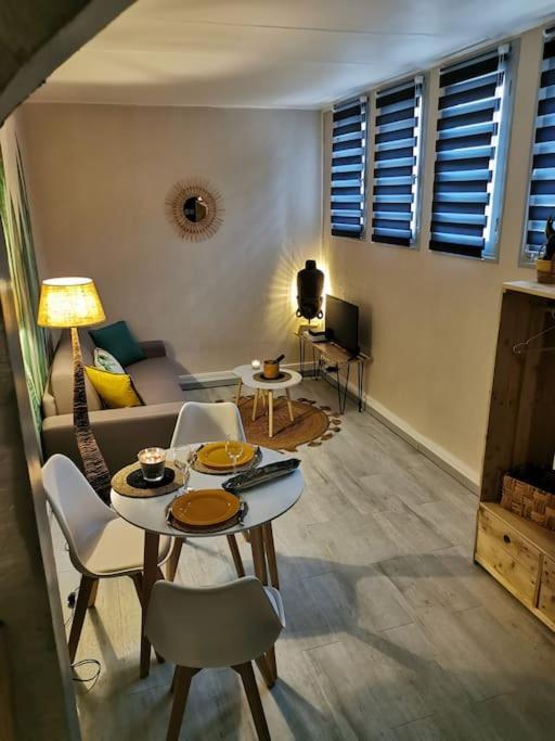 Cozy D'Opale Charmant T1 Bord De Mer Cour Privee Et Clot Wifi 3 Pers Animaux Acceptes Gratuit Apartment Berck ภายนอก รูปภาพ