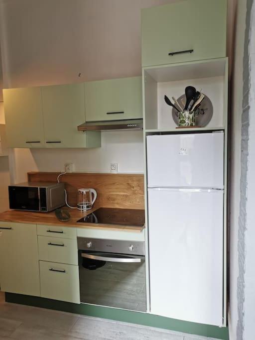 Cozy D'Opale Charmant T1 Bord De Mer Cour Privee Et Clot Wifi 3 Pers Animaux Acceptes Gratuit Apartment Berck ภายนอก รูปภาพ